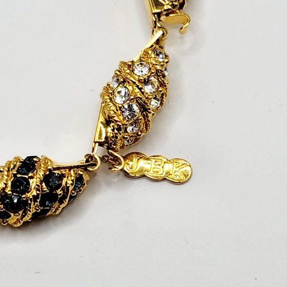 Camrose and Kross Jacqueline Bouvier Kennedy Recreation Egg Bracelet - Picture 8 of 8